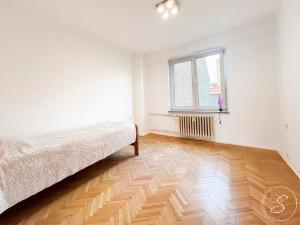 Pronájem bytu 3+kk, Praha - Holešovice, Dělnická, 76 m2