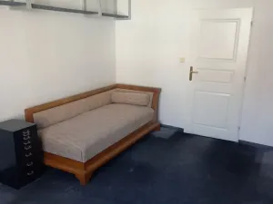 Pronájem kanceláře, Praha - Nové Město, Zlatnická, 60 m2