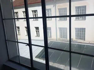Pronájem kanceláře, Praha - Nové Město, Zlatnická, 60 m2
