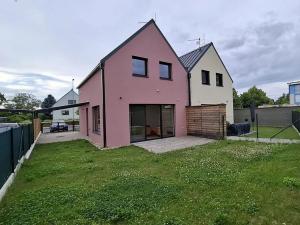 Pronájem rodinného domu, Praha - Újezd nad Lesy, Staroújezdská, 98 m2