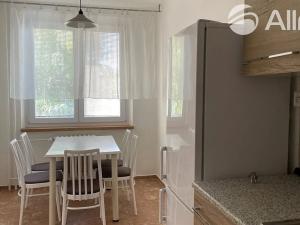 Pronájem bytu 4+1, Brno, Mutěnická, 84 m2