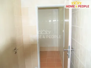 Pronájem obchodního prostoru, Chodov, Školní, 21 m2