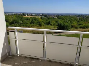 Pronájem bytu 1+kk, Praha - Kyje, Sicherova, 47 m2