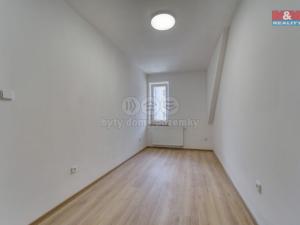 Pronájem bytu 3+kk, Plzeň, Zábělská, 35 m2