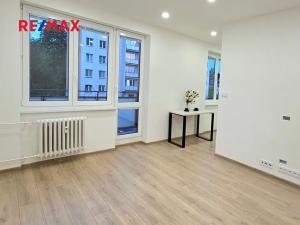 Prodej bytu 2+kk, Karviná, tř. Těreškovové, 52 m2