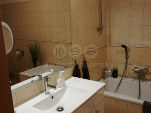 Prodej bytu 2+kk, Praha - Prosek, Vysočanská, 61 m2