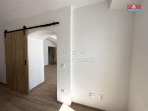 Prodej bytu 2+kk, Třebechovice pod Orebem, Masarykovo náměstí, 57 m2