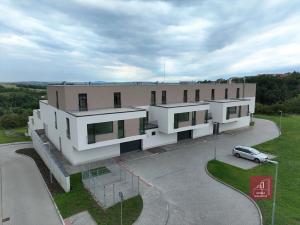 Prodej bytu 2+kk, Mokrá-Horákov, 67 m2