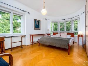 Prodej vily, Praha - Smíchov, Svátkova, 250 m2
