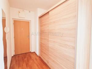 Pronájem bytu 2+1, Praha - Kbely, Pod Nouzovem, 59 m2