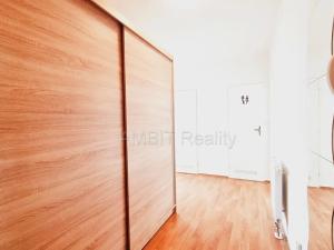 Pronájem bytu 2+1, Praha - Kbely, Pod Nouzovem, 59 m2