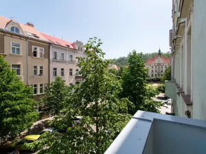 Pronájem bytu 2+1, Praha - Karlín, Urxova, 71 m2