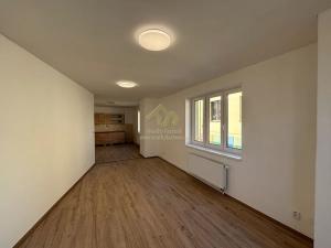 Pronájem bytu 2+1, Kralovice, Markova tř., 71 m2