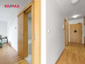 Pronájem bytu 2+kk, Praha - Žižkov, Ke kapslovně, 70 m2