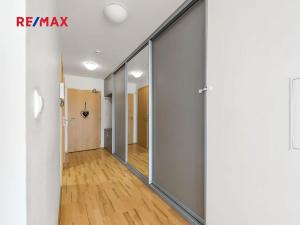Pronájem bytu 2+kk, Praha - Žižkov, Ke kapslovně, 70 m2
