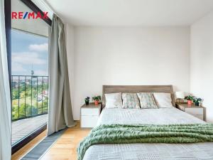 Pronájem bytu 2+kk, Praha - Žižkov, Ke kapslovně, 70 m2