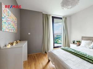 Pronájem bytu 2+kk, Praha - Žižkov, Ke kapslovně, 70 m2