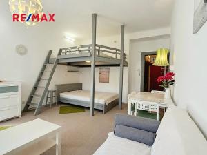 Pronájem bytu 1+kk, Praha - Vysočany, Prouzova, 36 m2