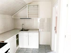 Pronájem bytu 3+1, Brandýs nad Orlicí, Žerotínova, 45 m2