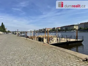 Pronájem bytu 1+kk, Praha - Smíchov, Na Valentince, 42 m2