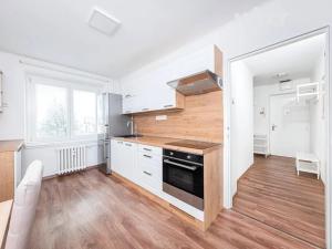 Prodej bytu 2+1, Hradec Králové, Jiráskovo náměstí, 55 m2