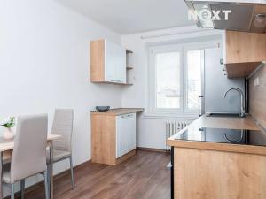 Prodej bytu 2+1, Hradec Králové, Jiráskovo náměstí, 55 m2