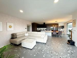 Prodej rodinného domu, Divišov, Dalovská, 300 m2