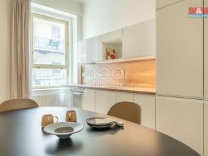 Prodej bytu 3+1, Praha - Vinohrady, Balbínova, 96 m2