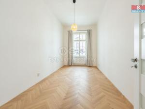 Prodej bytu 3+1, Praha - Vinohrady, Balbínova, 96 m2