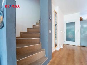 Prodej rodinného domu, Nupaky, K Parku, 156 m2