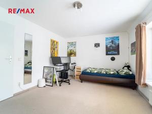 Prodej rodinného domu, Nupaky, K Parku, 156 m2