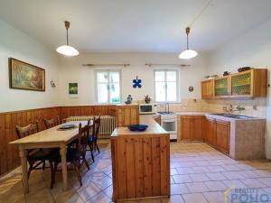Prodej rodinného domu, Ohnišov, 620 m2