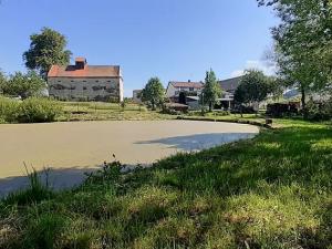 Prodej rybníku, Křečovice, 1486 m2