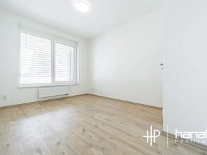 Pronájem bytu 2+kk, Olomouc, Janského, 62 m2