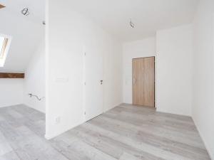 Prodej bytu 3+kk, Oslavany, Hlavní, 86 m2