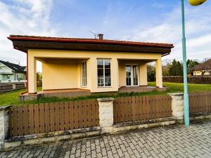 Prodej rodinného domu, Kosmonosy, Květinová, 126 m2