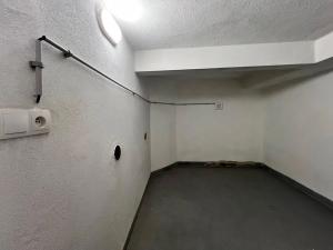 Pronájem bytu 2+kk, Ostrava, Zárubecká, 45 m2