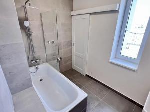 Pronájem bytu 3+kk, Ostrava, 28. října, 65 m2