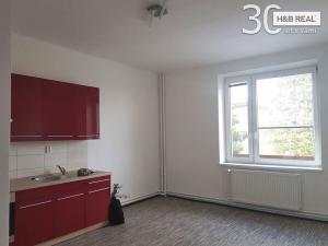 Pronájem bytu 1+kk, Hranice - Hranice I-Město, Tř. 1. máje, 30 m2