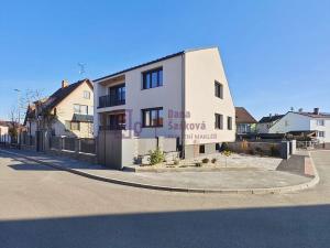 Prodej rodinného domu, Jindřichův Hradec, Spojovací, 297 m2