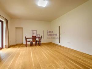 Prodej rodinného domu, Kunžak, 380 m2
