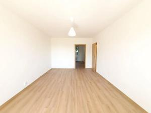 Pronájem bytu 2+1, Praha - Záběhlice, Jasmínová, 53 m2