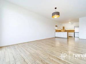 Pronájem bytu 2+kk, Olomouc, Edvarda Beneše, 82 m2