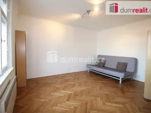 Pronájem bytu 1+kk, Praha - Smíchov, Ke Koulce, 30 m2