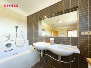 Prodej rodinného domu, Praha - Klánovice, Dohalická, 270 m2