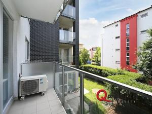 Pronájem bytu 2+kk, Praha - Bubeneč, Jednořadá, 65 m2