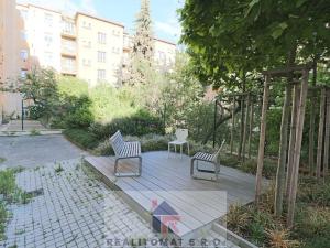 Prodej bytu 2+kk, Praha - Strašnice, Černokostelecká, 51 m2