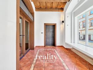 Pronájem obchodního prostoru, Znojmo, Horní Česká, 168 m2