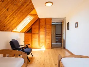 Prodej rodinného domu, Lázně Bělohrad, 178 m2