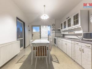 Prodej rodinného domu, Sadská, Československé armády, 141 m2